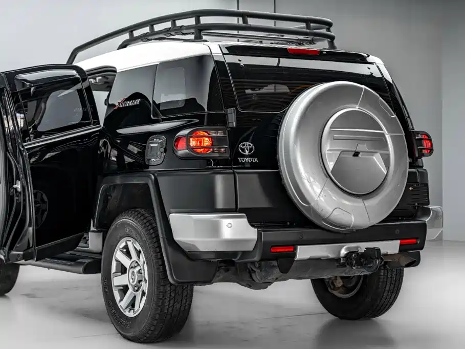 Toyota FJ Cruiser — миниатюра 41