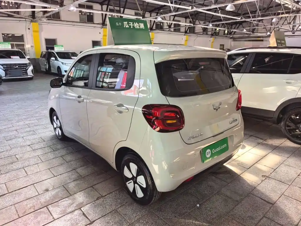 Wuling MINIEV — миниатюра 12