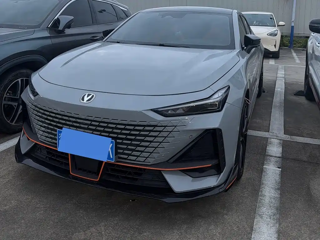 Changan UNI-V
