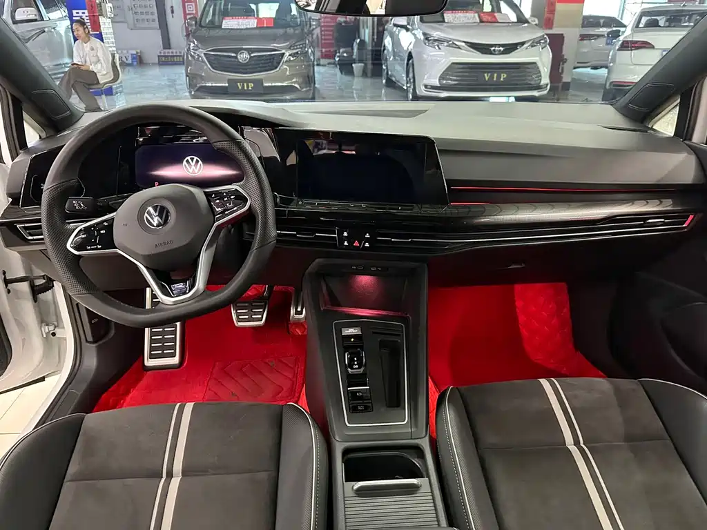 Volkswagen Golf — миниатюра 5