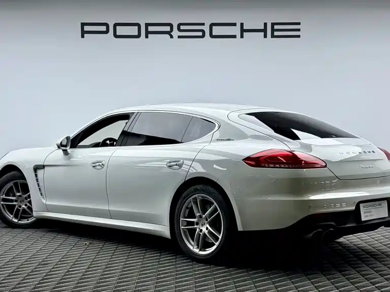 Porsche Panamera — миниатюра 5