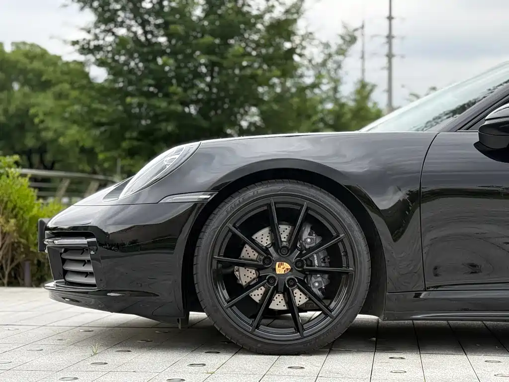 Porsche 911 2023 Carrera 3.0T