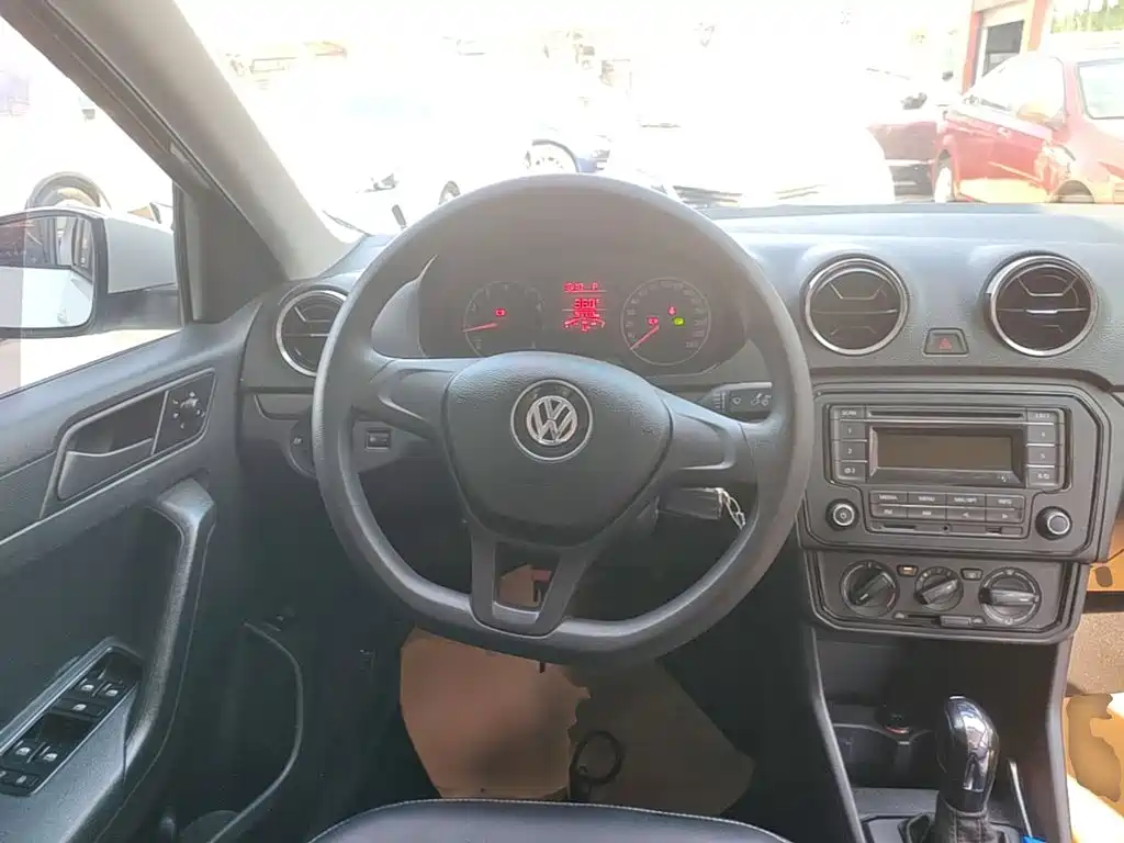 Volkswagen Jetta — миниатюра 11