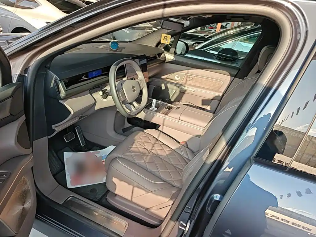 NIO ES8 — миниатюра 15