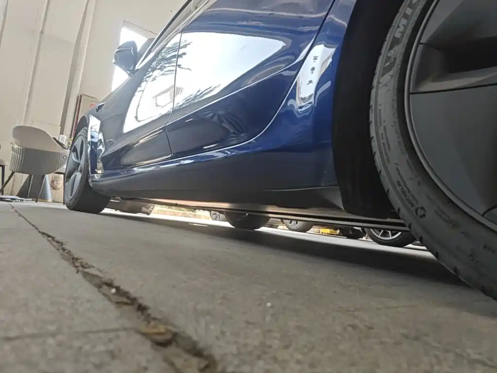 Tesla Model 3 — миниатюра 22