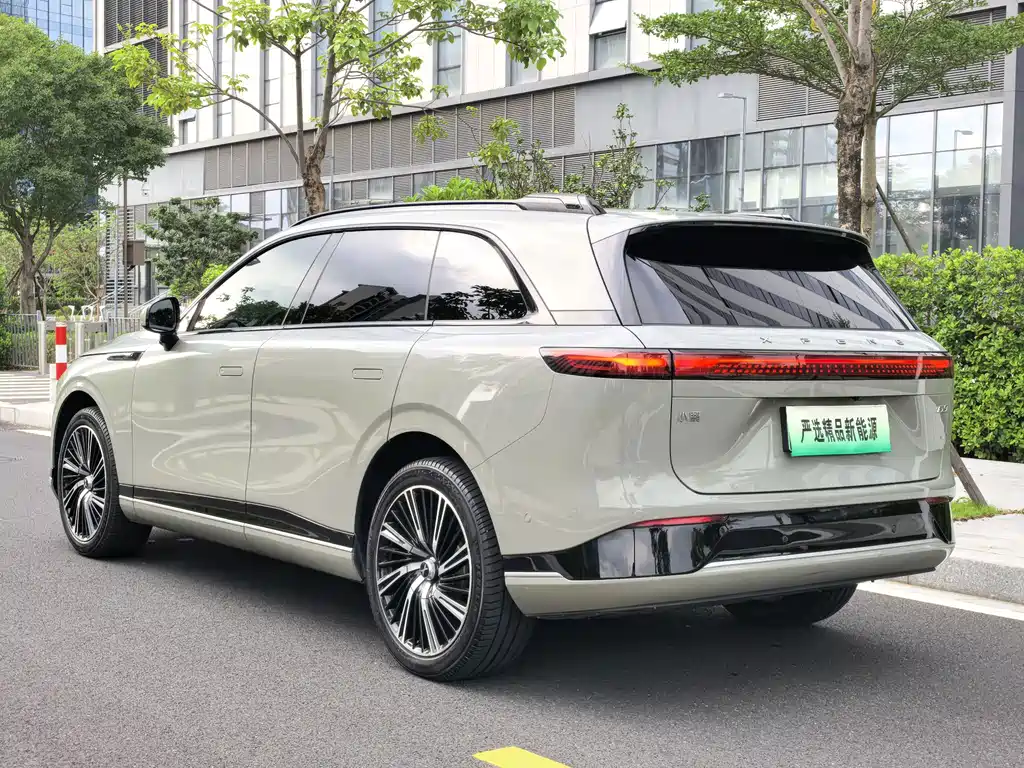 XPeng G9 — миниатюра 6