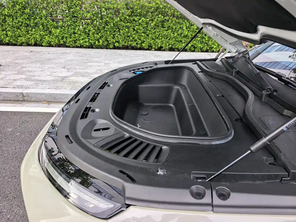 XPeng G9 — миниатюра 28