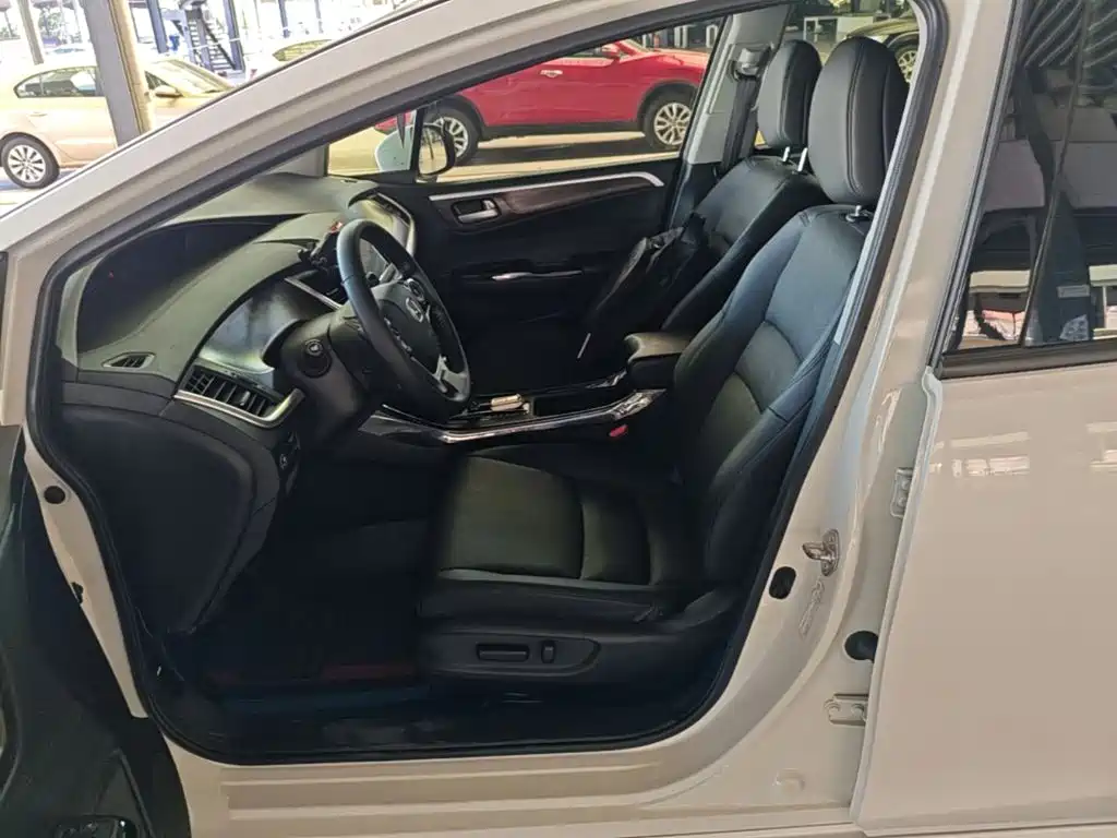 Honda Jade — фотографии объявления, Фото 15