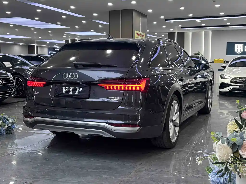 Audi A6 2022 allroad quattro 55 TFSI Premium