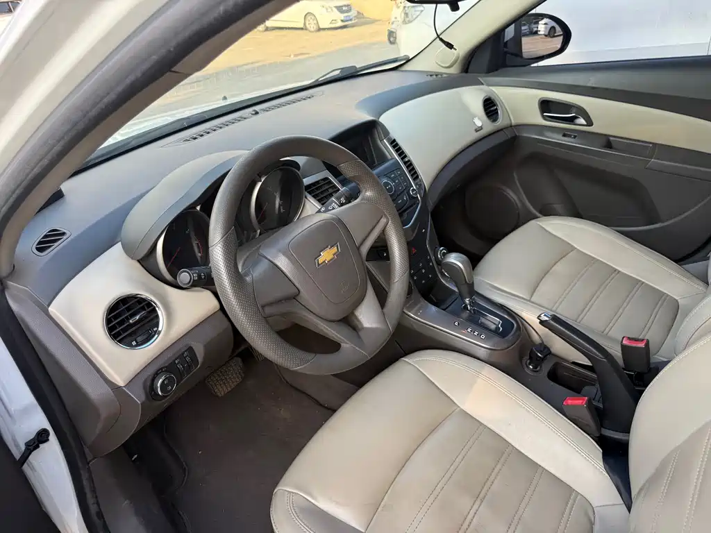 Chevrolet Cruze 2015 1.5L SE AT