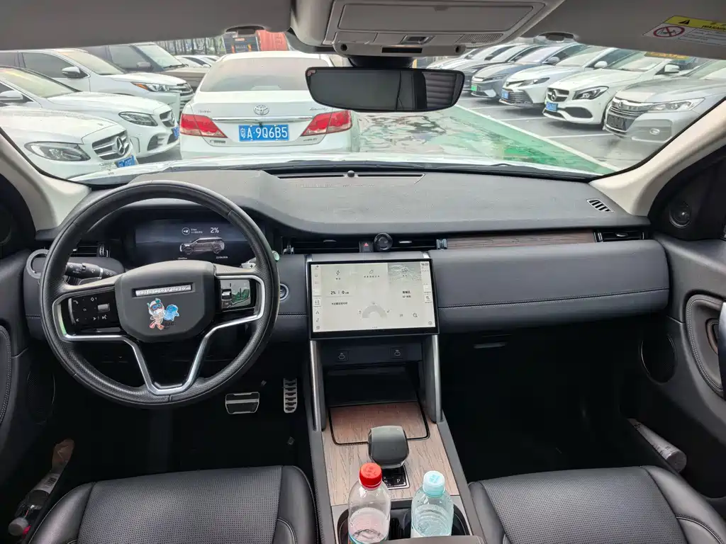 Land Rover Discovery Sport Hybrid — миниатюра 9