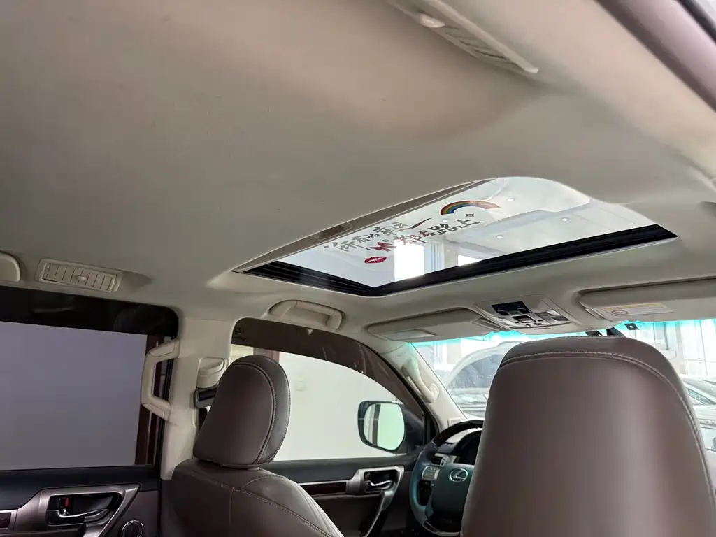 Lexus GX — миниатюра 12