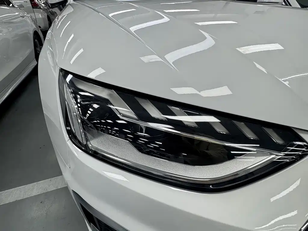 Audi A4L — миниатюра 4