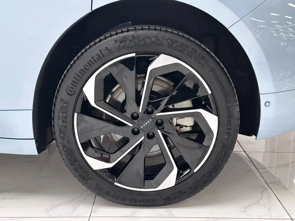 ZEEKR EXTREME KRYPTON 001