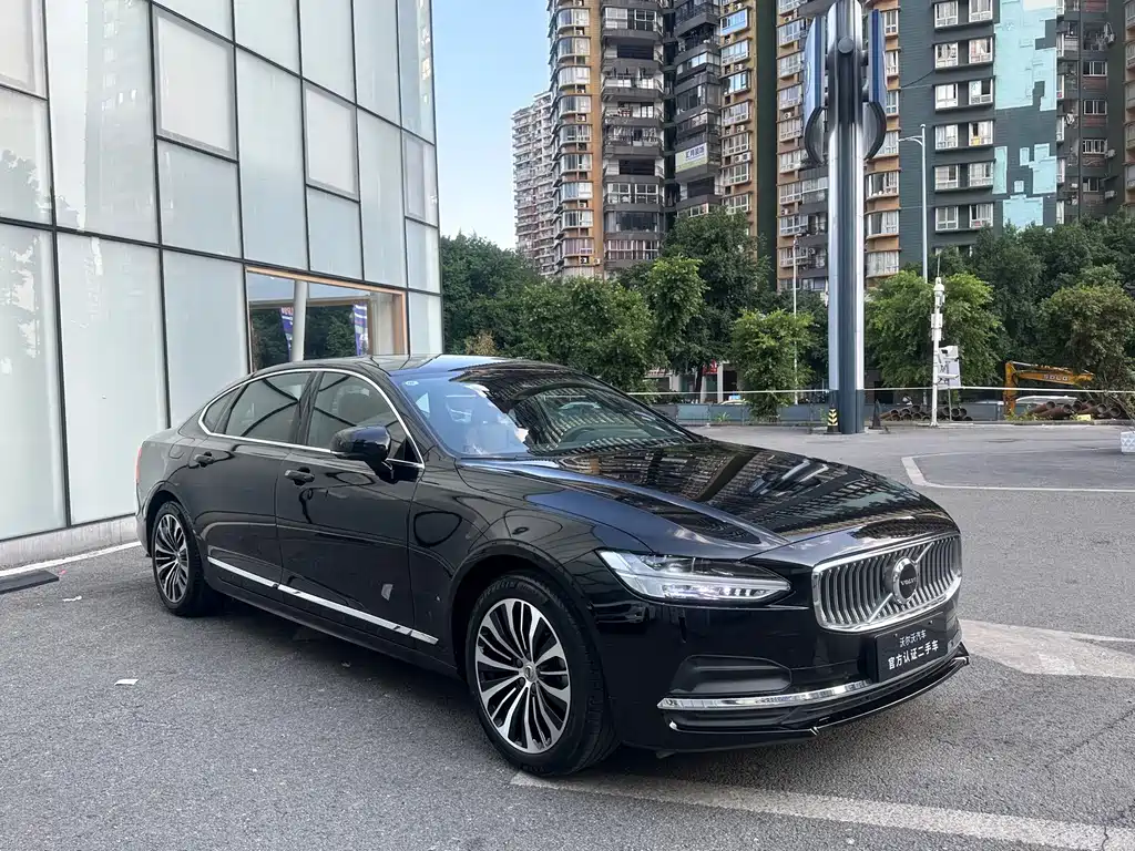 Volvo S90 — миниатюра 3