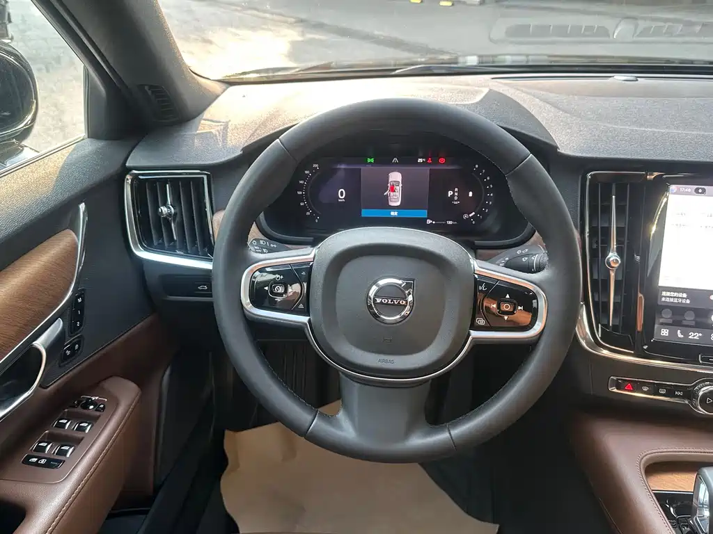 Volvo S90 — миниатюра 12