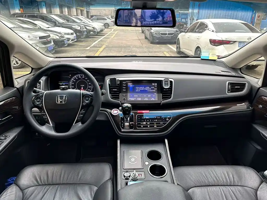 Honda Odyssey — миниатюра 5