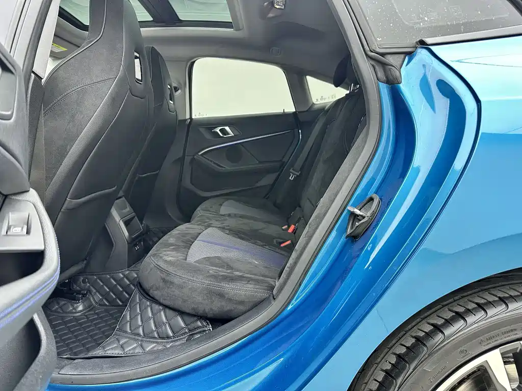 BMW 2 Series (Import) — миниатюра 12