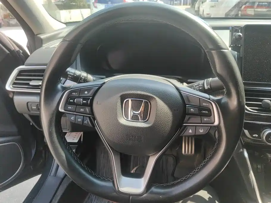 Honda Accord — миниатюра 15