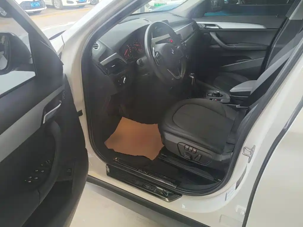 BMW X1 — миниатюра 16
