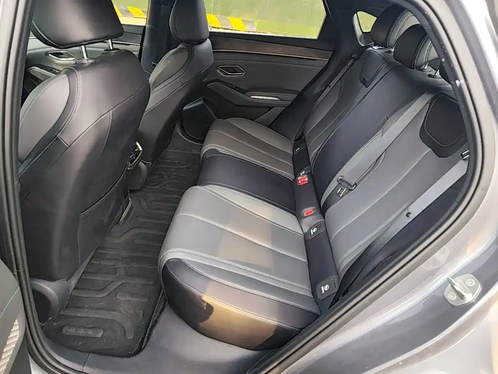 BYD Qin L — миниатюра 17