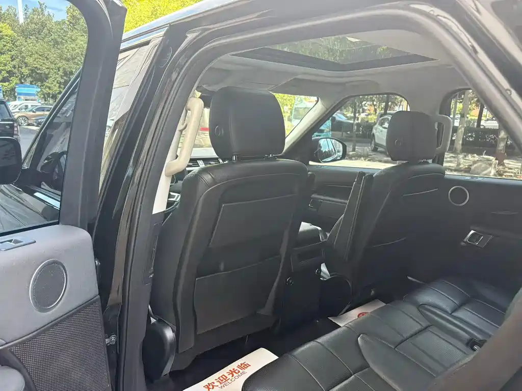 Land Rover Discovery — миниатюра 3