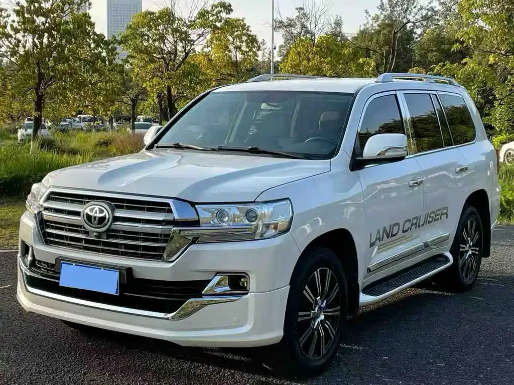Toyota Land Cruiser 2020
