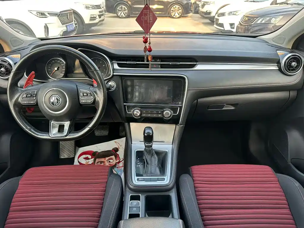 MG MG6 — миниатюра 4