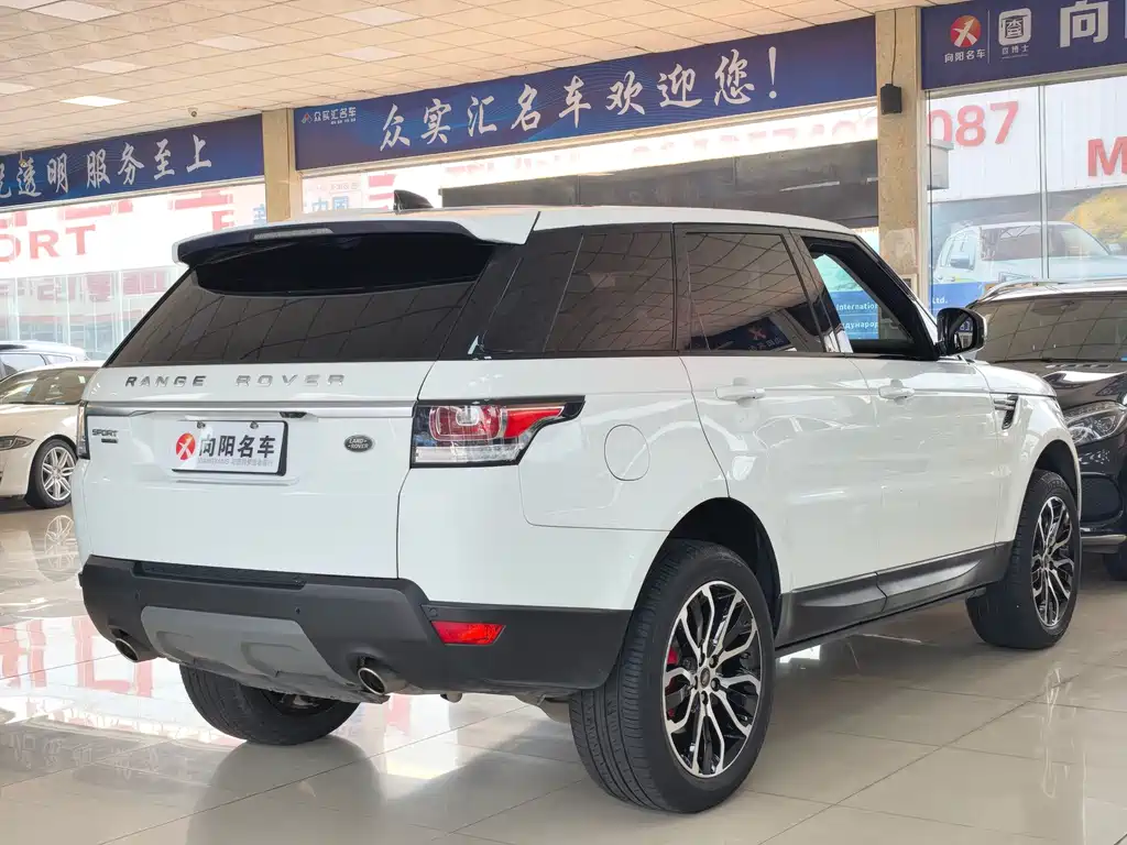 Land Rover Sport — миниатюра 5