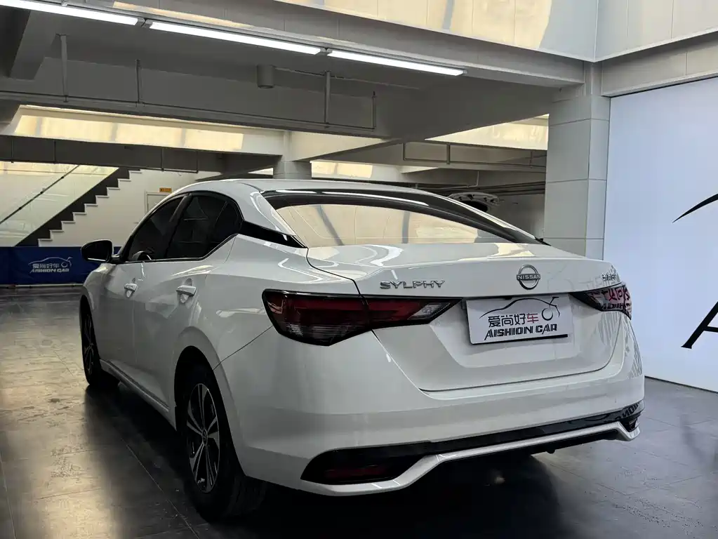 Nissan Sylphy — миниатюра 5