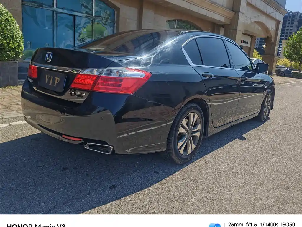 Honda Accord — миниатюра 16