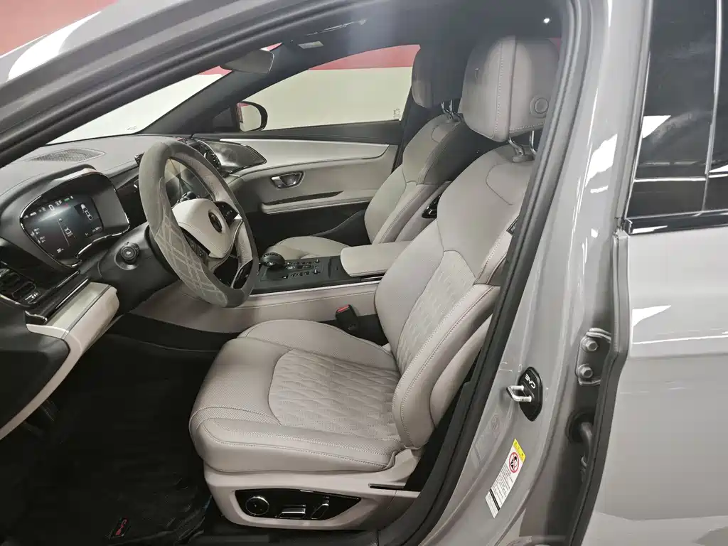 BYD Han 2025 EV 605KM Luxury