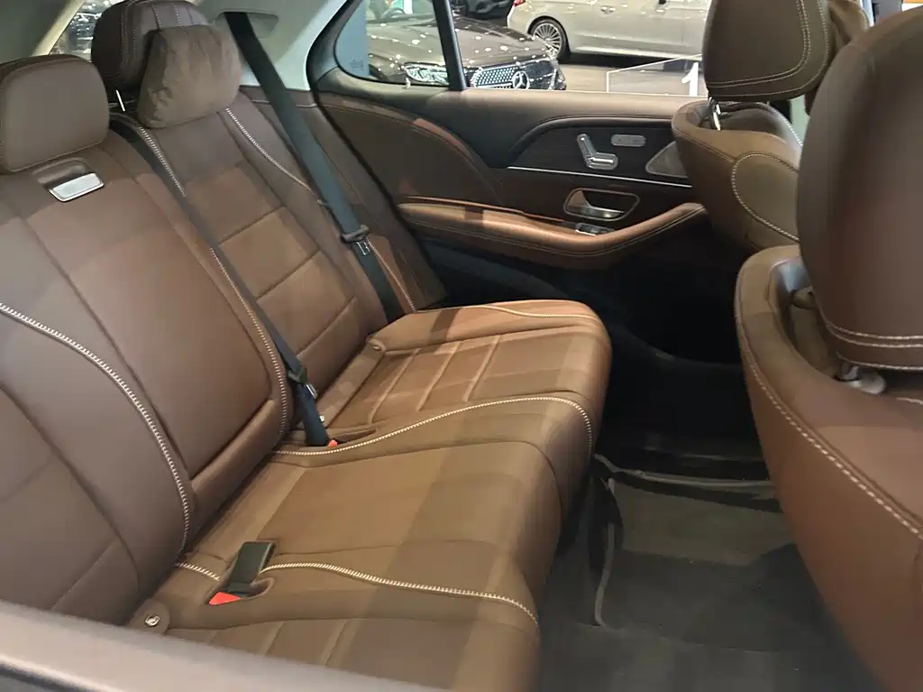 Mercedes-Benz GLE — миниатюра 11