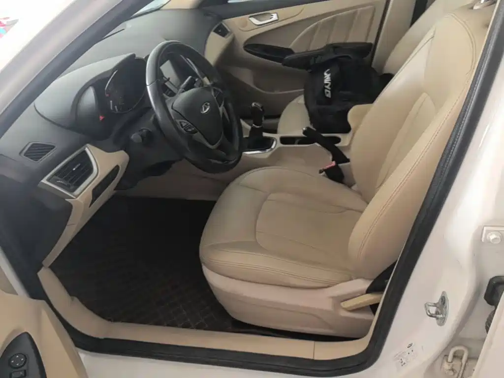 Chery Arrizo 7 — миниатюра 15