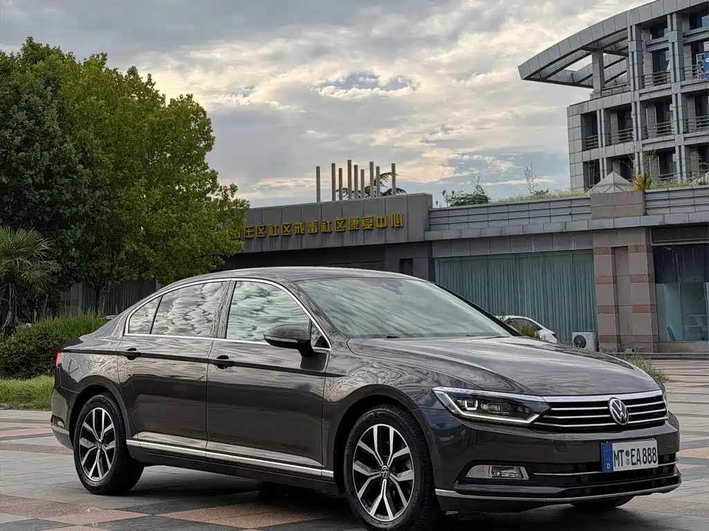 Volkswagen Magotan — миниатюра 4