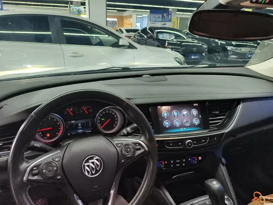 Buick Regal — миниатюра 12