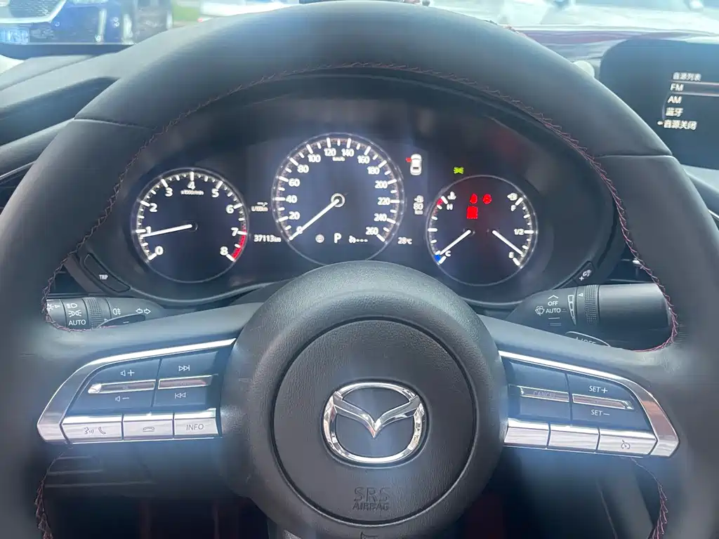 Mazda 3 Axela — миниатюра 11
