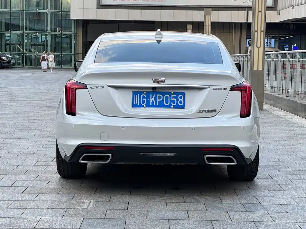 Cadillac CT5 — миниатюра 8
