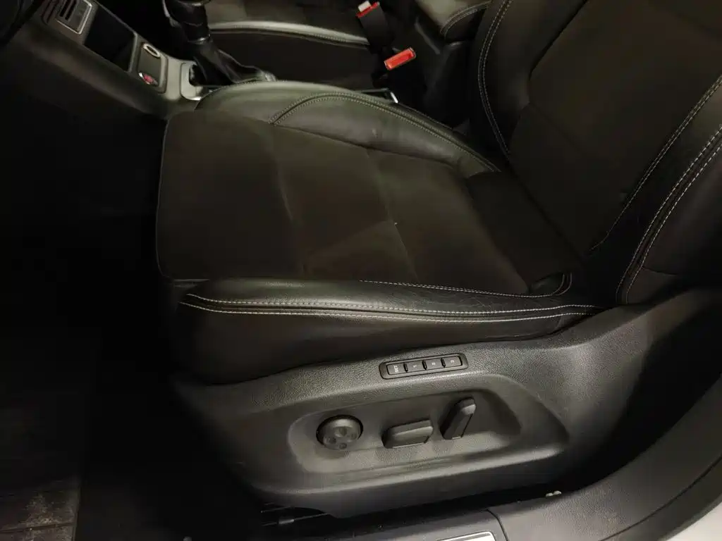 Volkswagen Tiguan — миниатюра 20