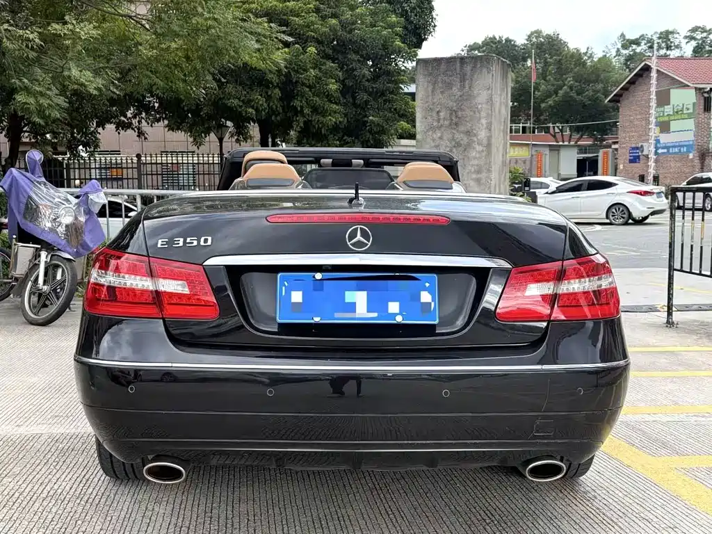 Mercedes-Benz E-Class (Import) — миниатюра 6
