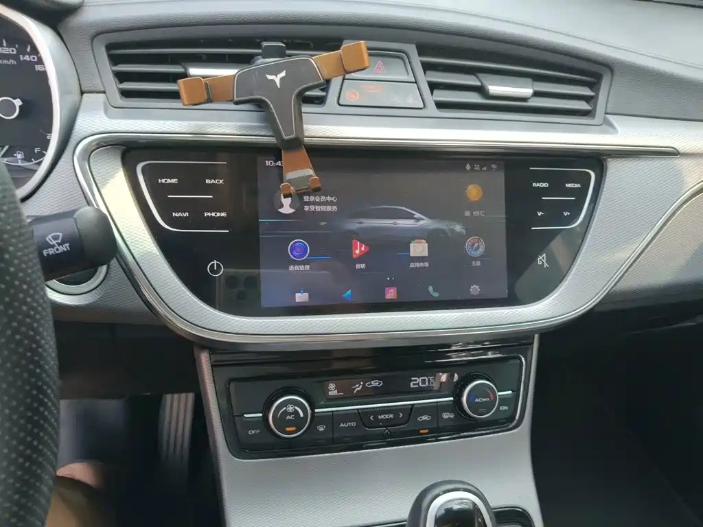 Geely Emgrand GL — миниатюра 9