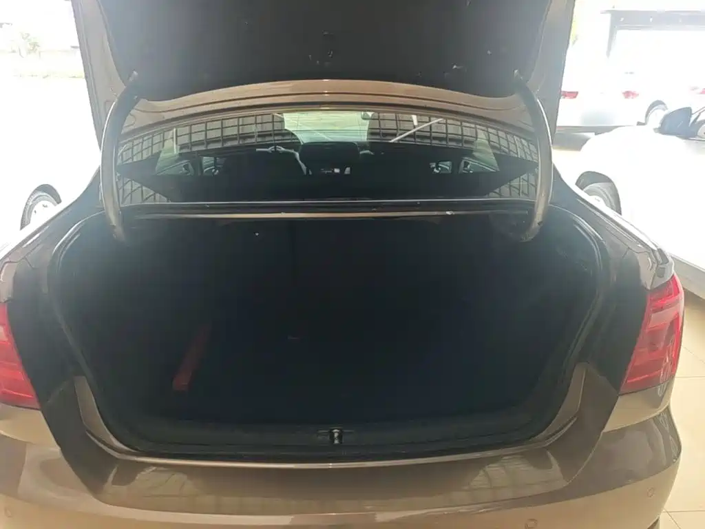 Volkswagen Bora — миниатюра 19