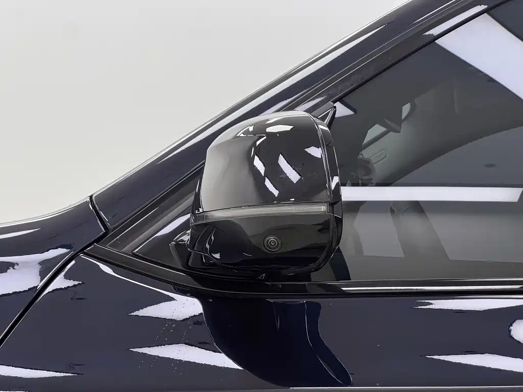 BMW iX3 — миниатюра 11