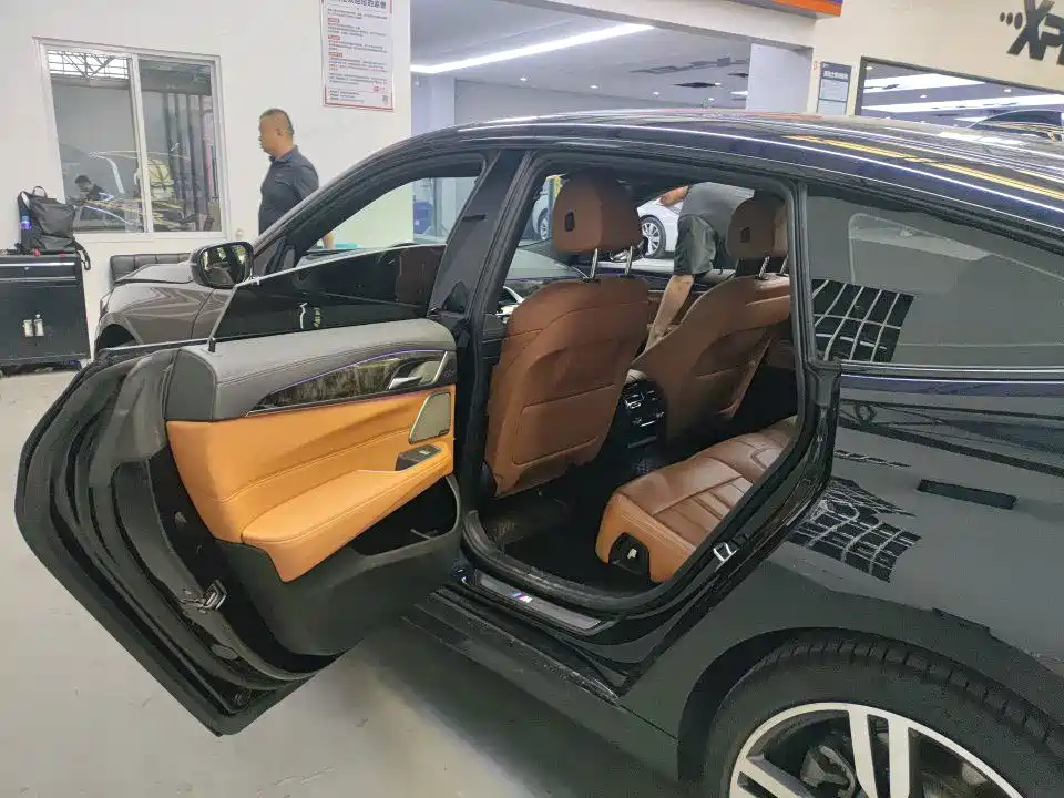 BMW 6 Series GT — миниатюра 8