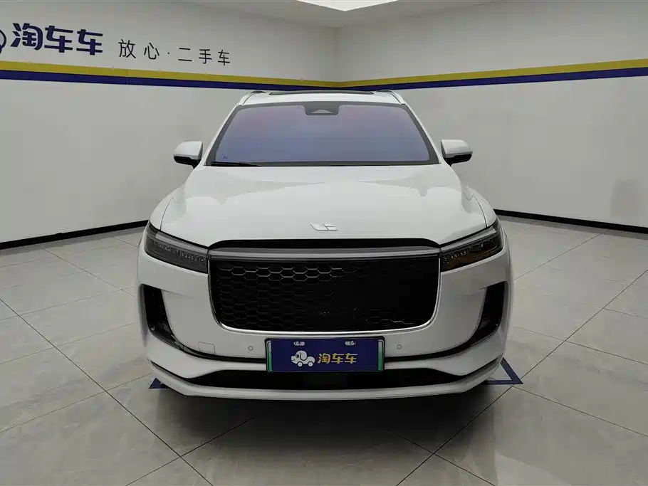 Li Auto ONE 2021 6 мест