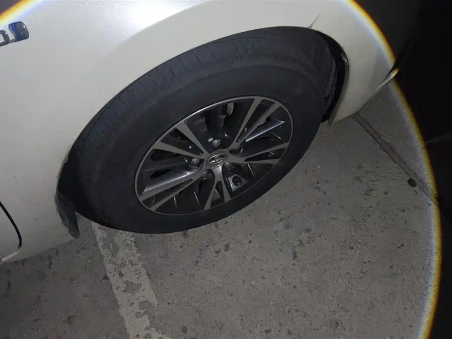 Toyota Corolla Levin 2016 1.8H GS E-CVT Elite