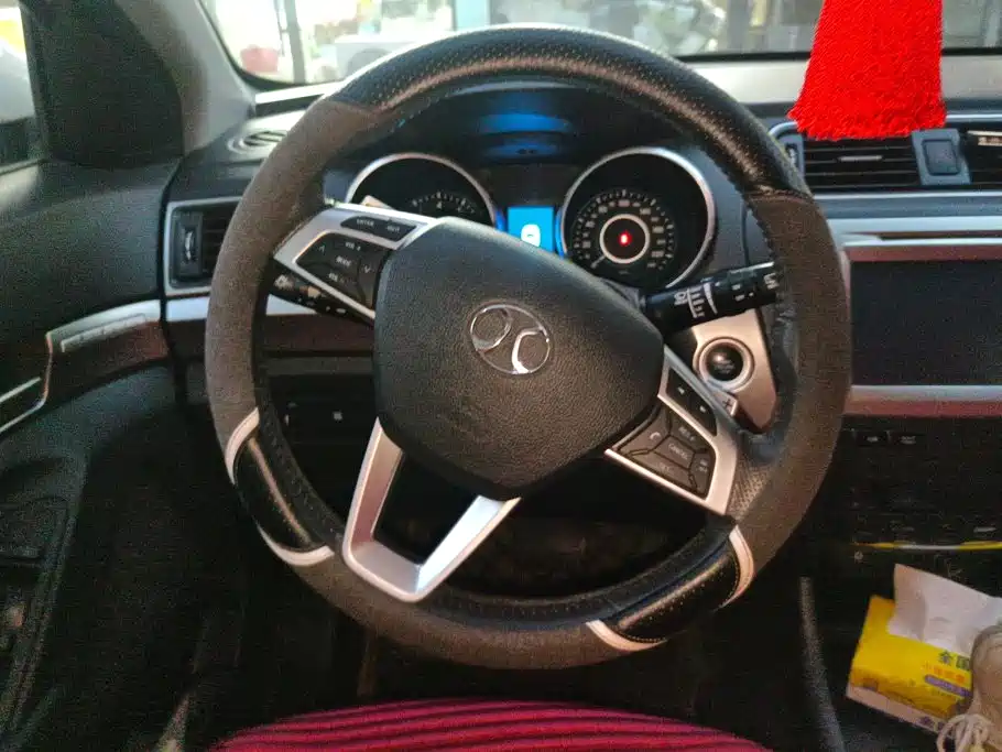 BAIC Senova X65 — миниатюра 15