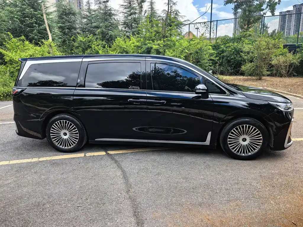 LANTU AUTOMOBILE LANTU DREAMER