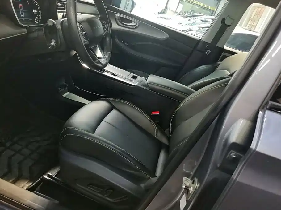 Roewe RX5 — миниатюра 9