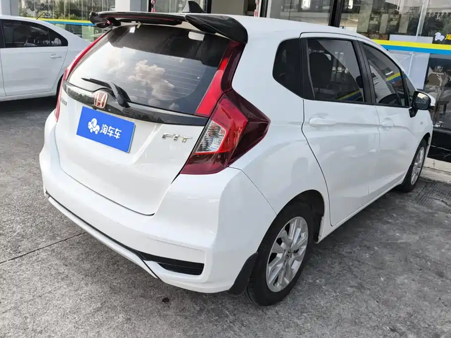 Honda Fit — миниатюра 3